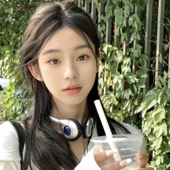 香烟和热巧克力